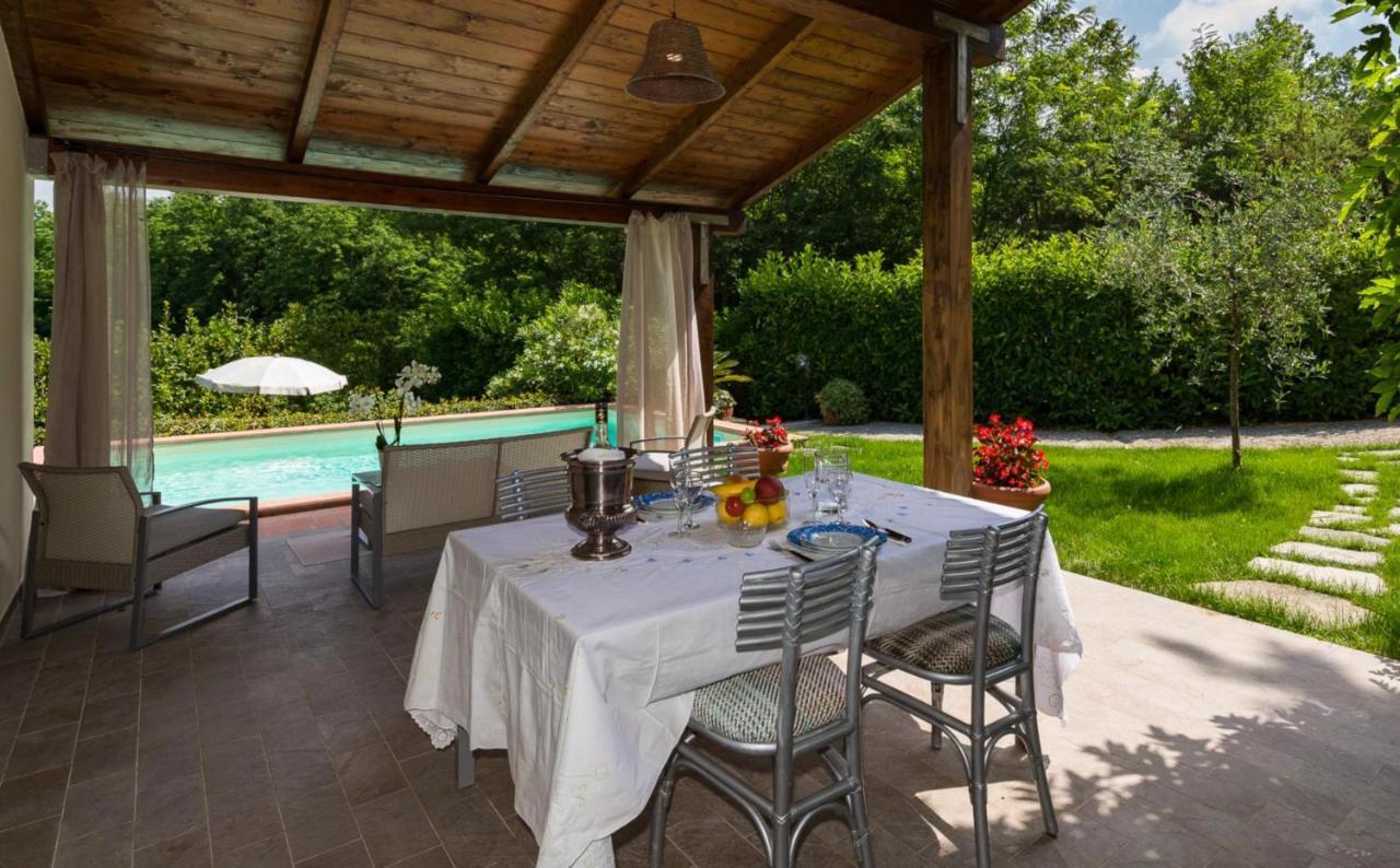 Villa Con Piscina Esclusiva Nel Verde Lucca Kültér fotó